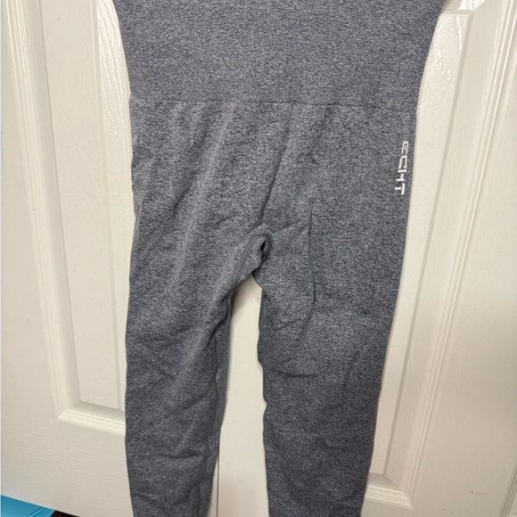 Women’s ECHT High Waisted Slimming Gray Workout Leggings Size Small NWOT - Picture 2 of 5